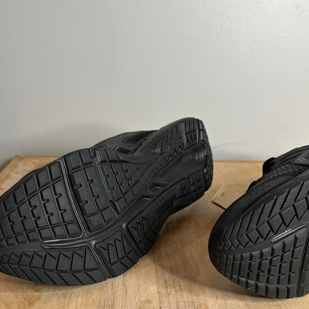 ASICS Men's Black Athletic Shoes size 8 - Picture 9 of 9